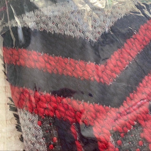 NWT Tory Burch Maverick Whipstitch scarf - Picture 9 of 9